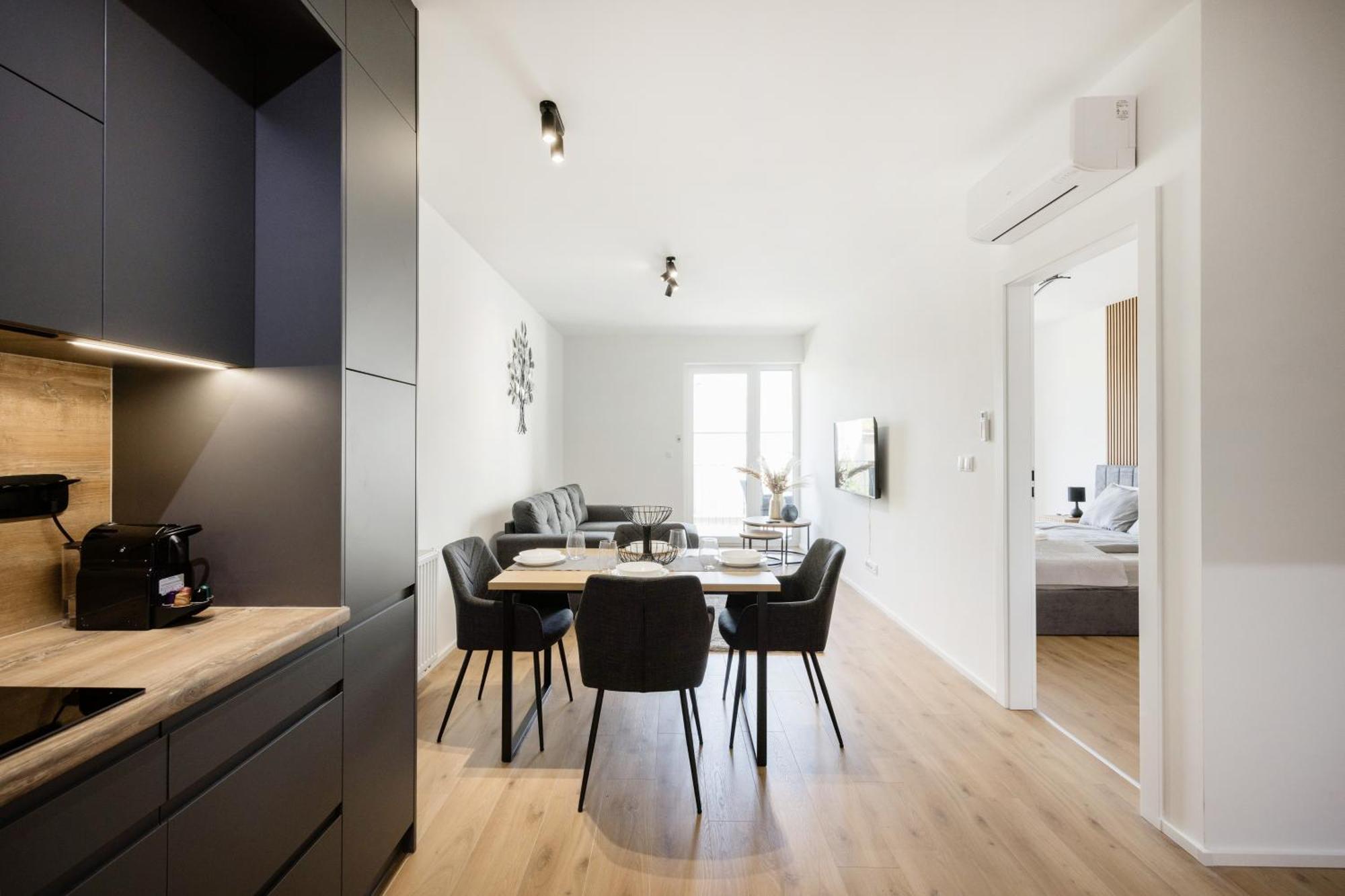 Sleek With Balcony And Parking Apartment *